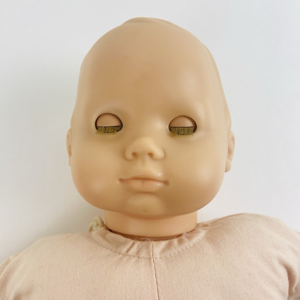 American Girl Bitty Baby and Lullaby Moses Basket Bitty Bear Carrier Gray Eyes - Picture 16 of 16